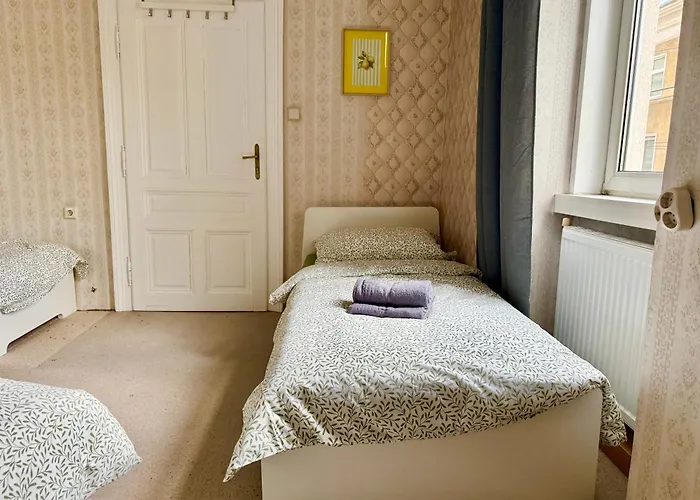Old-school Classic Spacious شقة فيينا